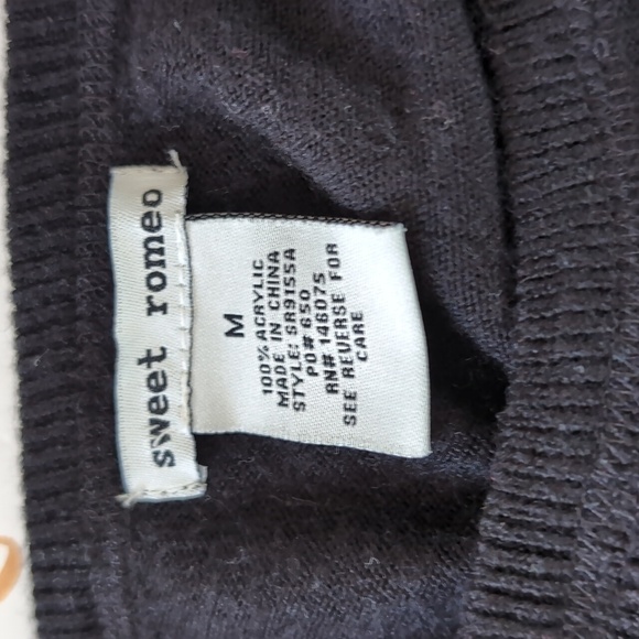 Sweet Romeo Black Plush Knit Crewneck Drop Shoulder Sweater SIze Medium - Picture 5 of 5